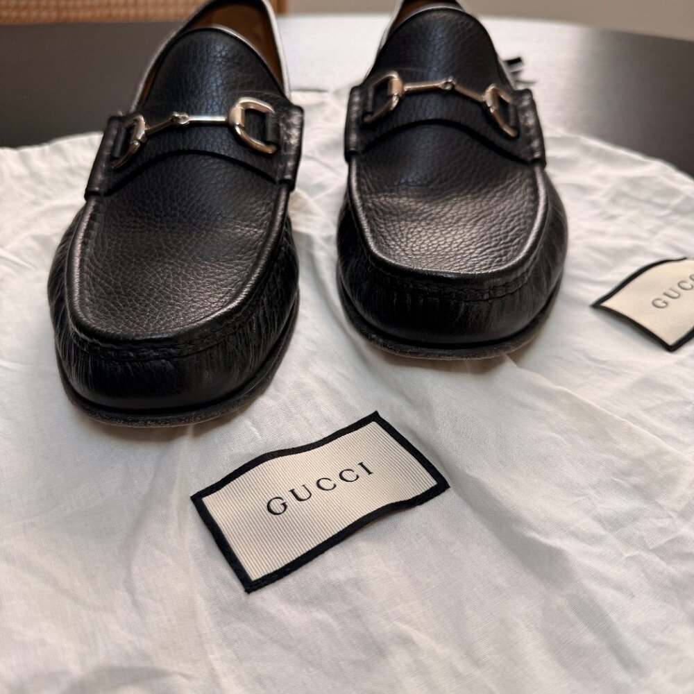 Gucci Men’s Horsebit Loafers - Black Pebbled Leather - Made in Italy [10.5] - Picture 8 of 8